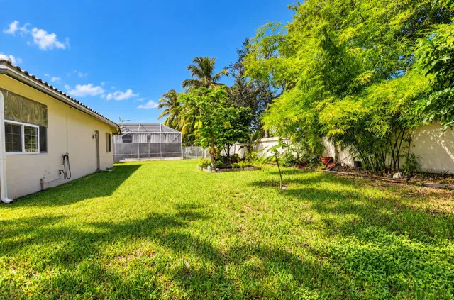 Residence photo 42
