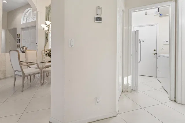  Residence photo 24