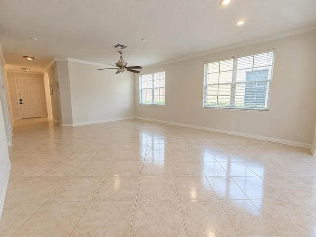 Evergrene Palm Beach Gardens Residence photo 13
