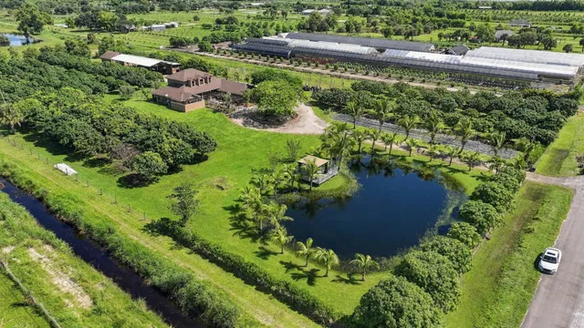  Residence photo 65