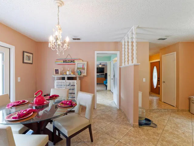  Residence photo 10