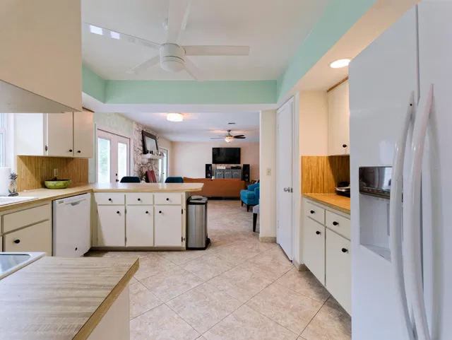  Residence photo 11