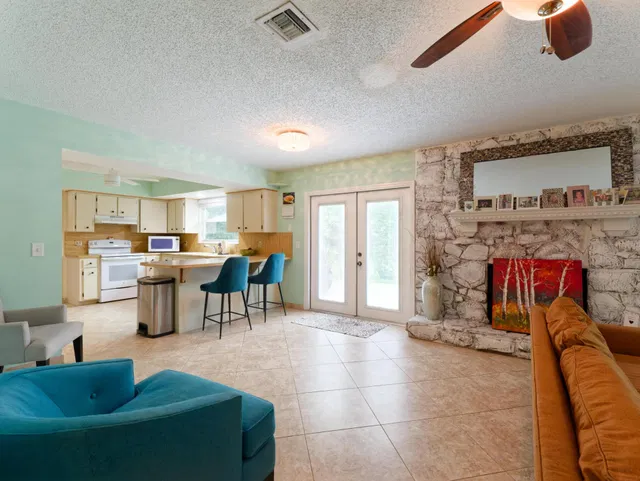  Residence photo 14