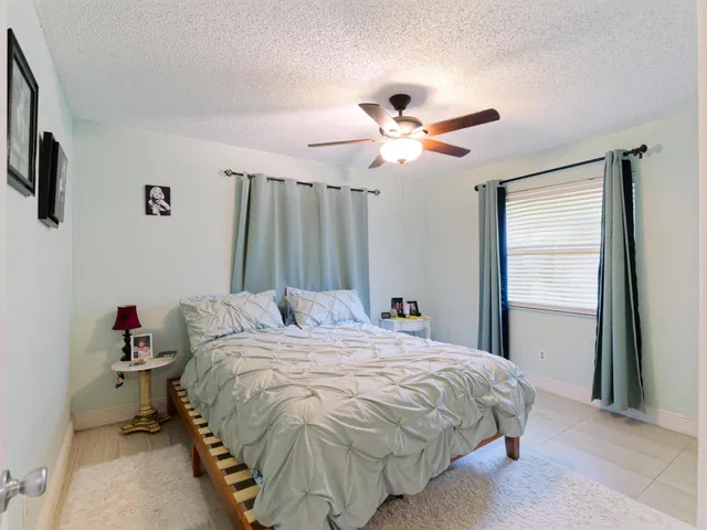  Residence photo 21