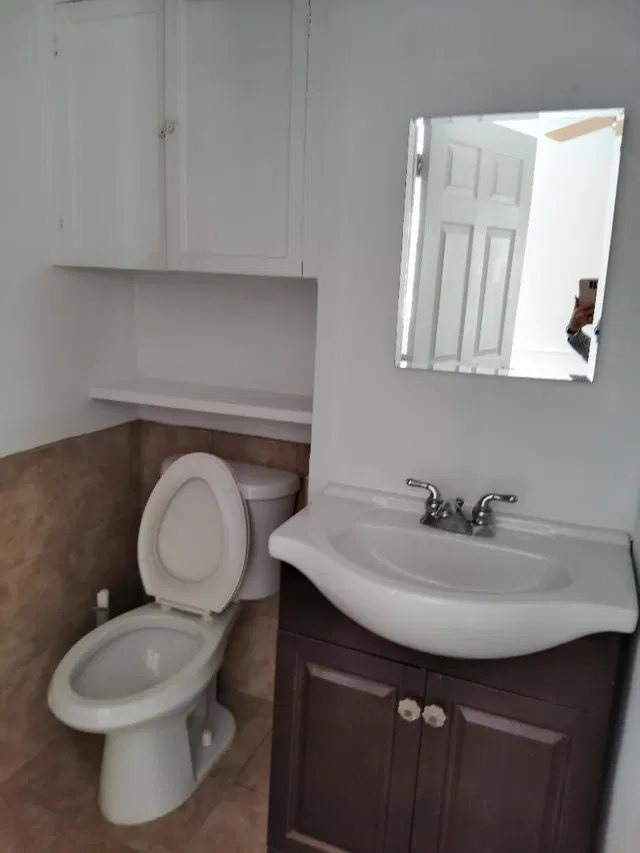  Unit Apt. C photo 7