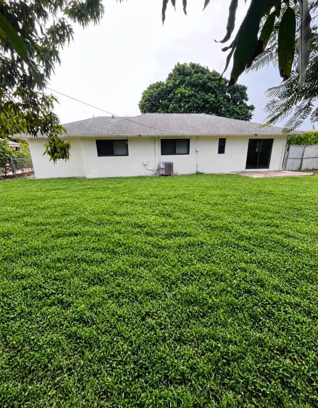 Residence photo 8