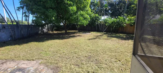 Residence photo 9