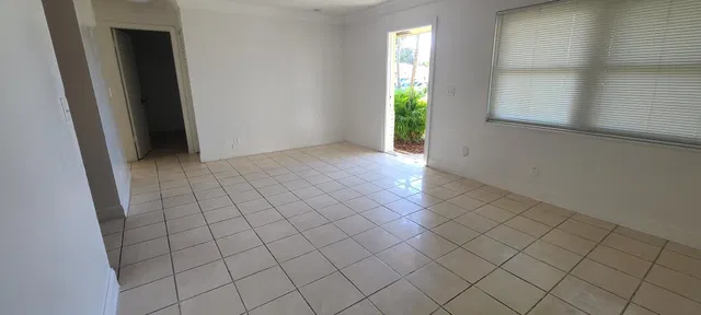 Residence photo 15