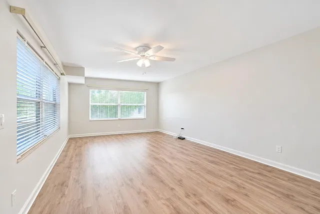 Residence photo 6