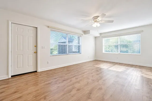 Residence photo 12