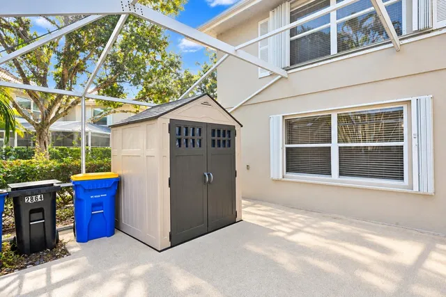 Residence photo 30