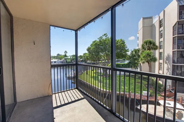 Boca Raton Unit 301 photo 18