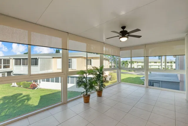Unit 202 photo 10