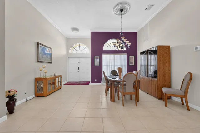 Residence photo 5