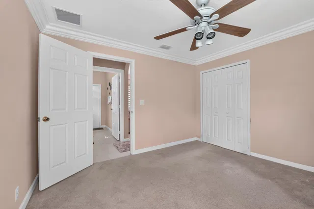 Residence photo 24
