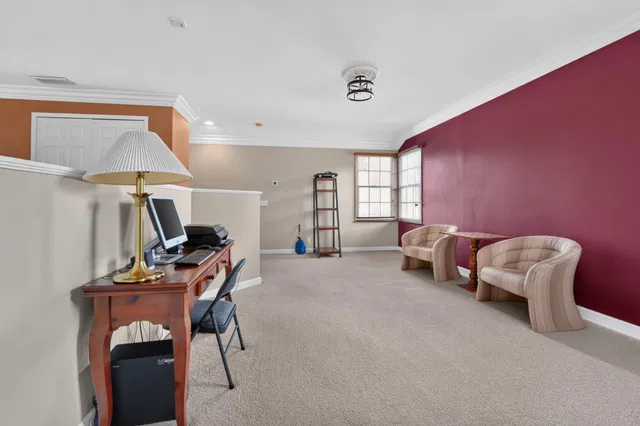 Residence photo 38