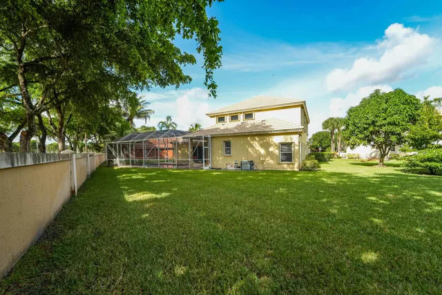 Residence photo 62