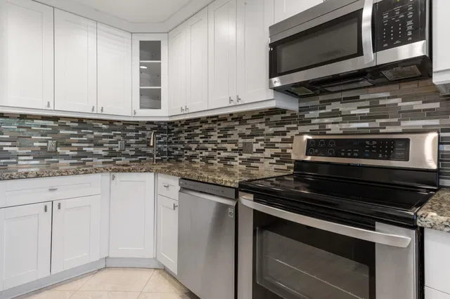 Boca Lago Country Club Homes Unit L photo 23