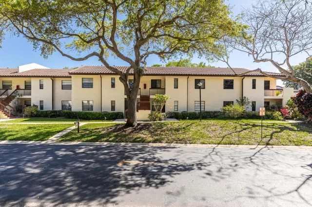 Boca Lago Country Club Homes Unit L photo 57