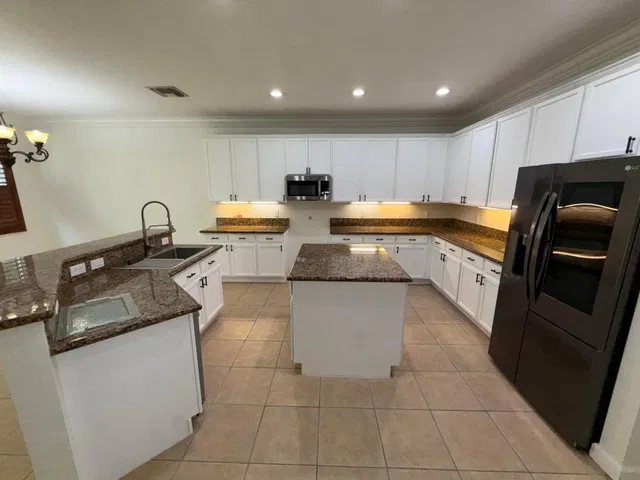 Residence photo 9