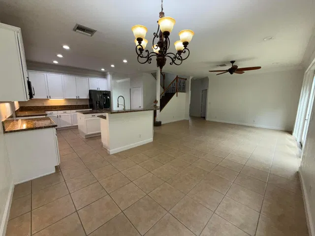 Residence photo 11