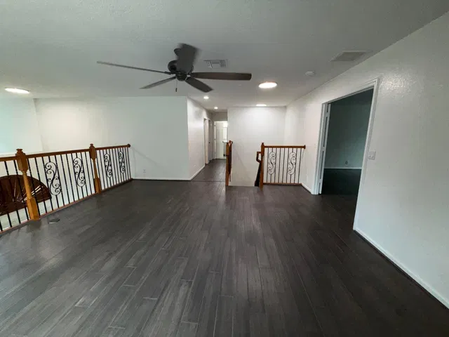 Residence photo 32