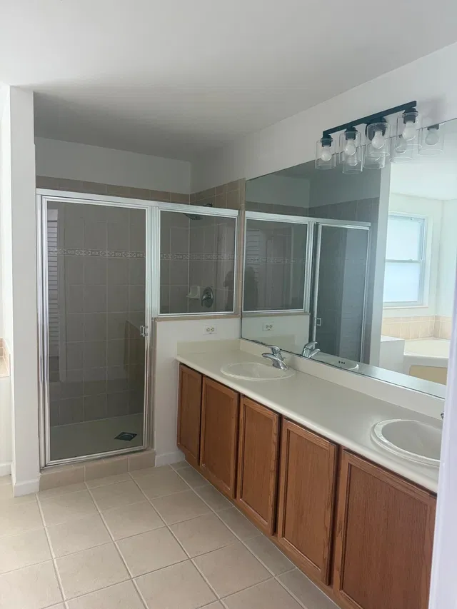 Residence photo 41