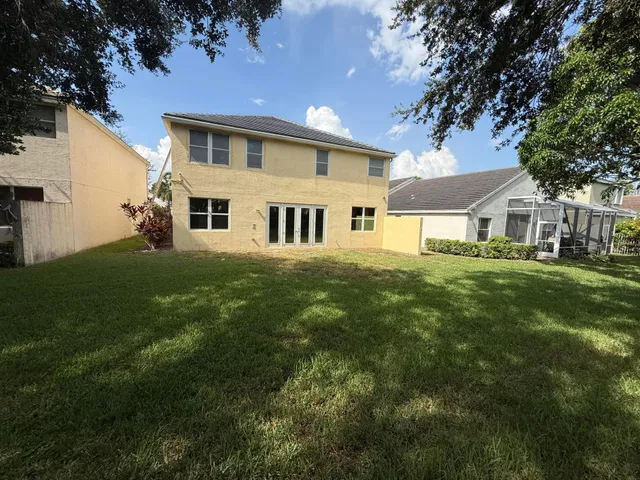 Residence photo 48