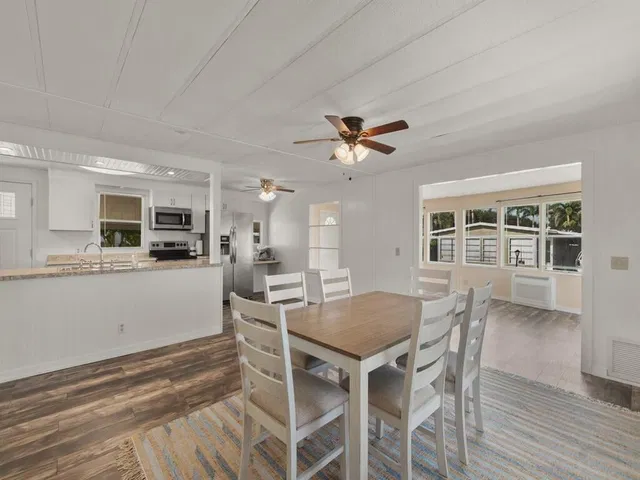  Residence photo 5