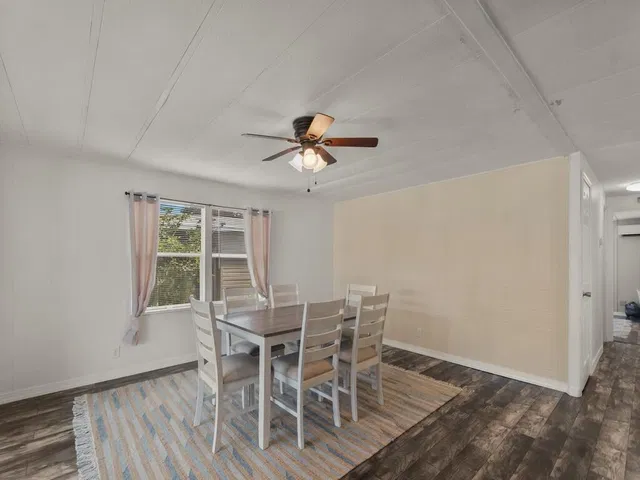  Residence photo 9