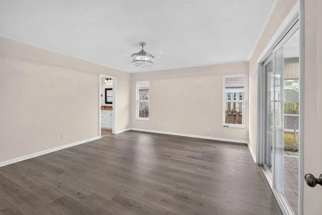 Residence photo 29