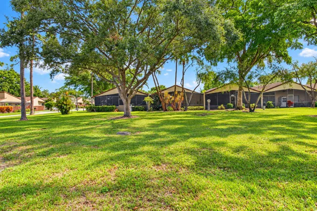 Residence photo 29