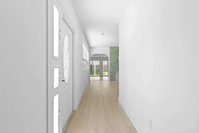 Residence photo 3