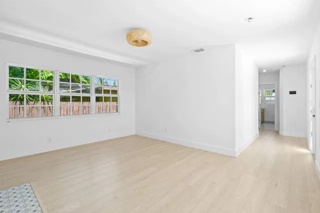 Residence photo 6