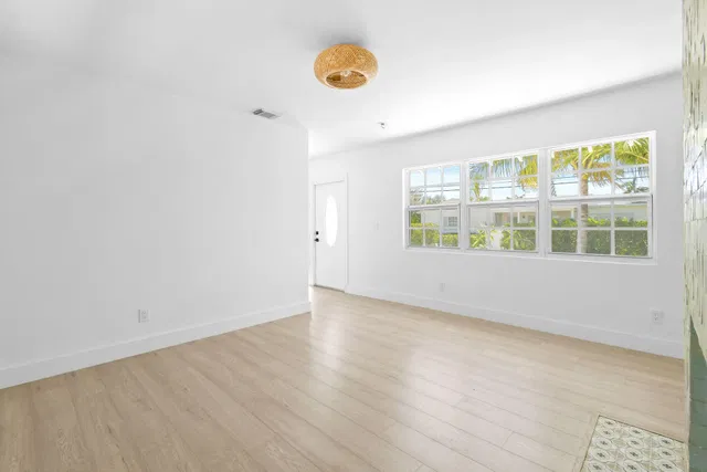Residence photo 7