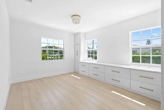 Residence photo 19