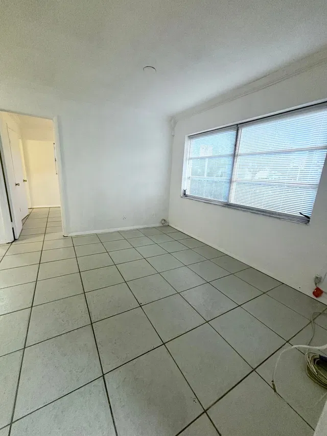 Unit 5 photo 6