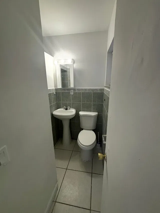 Unit 5 photo 9