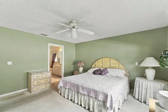 Residence photo 8