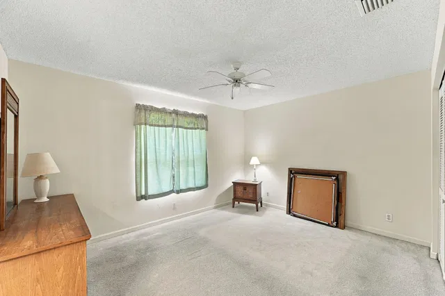 Residence photo 18