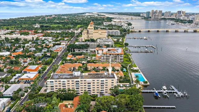 North End Palm Beach Unit 408 photo 2