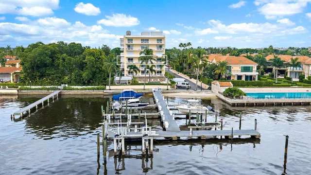 North End Palm Beach Unit 408 photo 5
