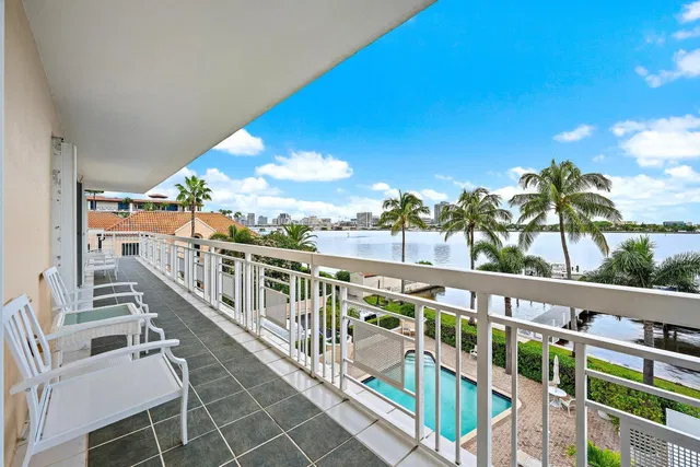 North End Palm Beach Unit 408 photo 15