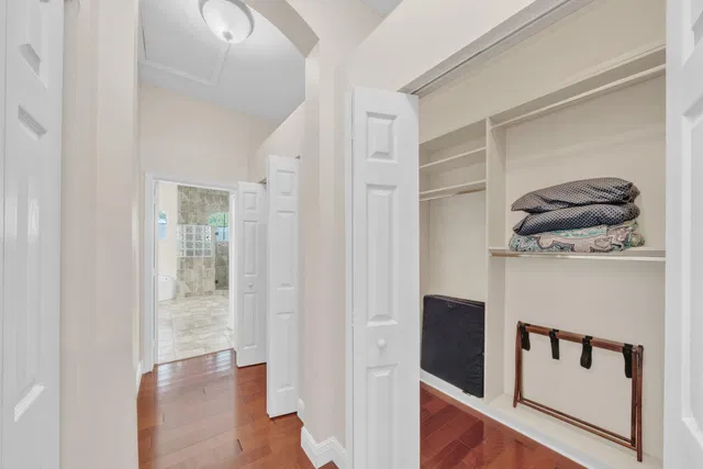 Residence photo 23