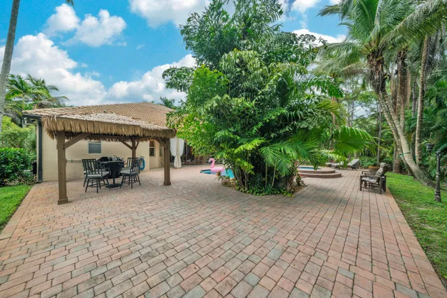 Residence photo 45