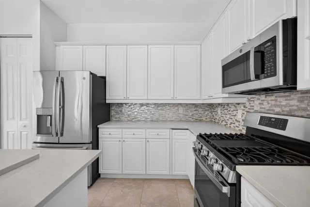 Residence photo 23