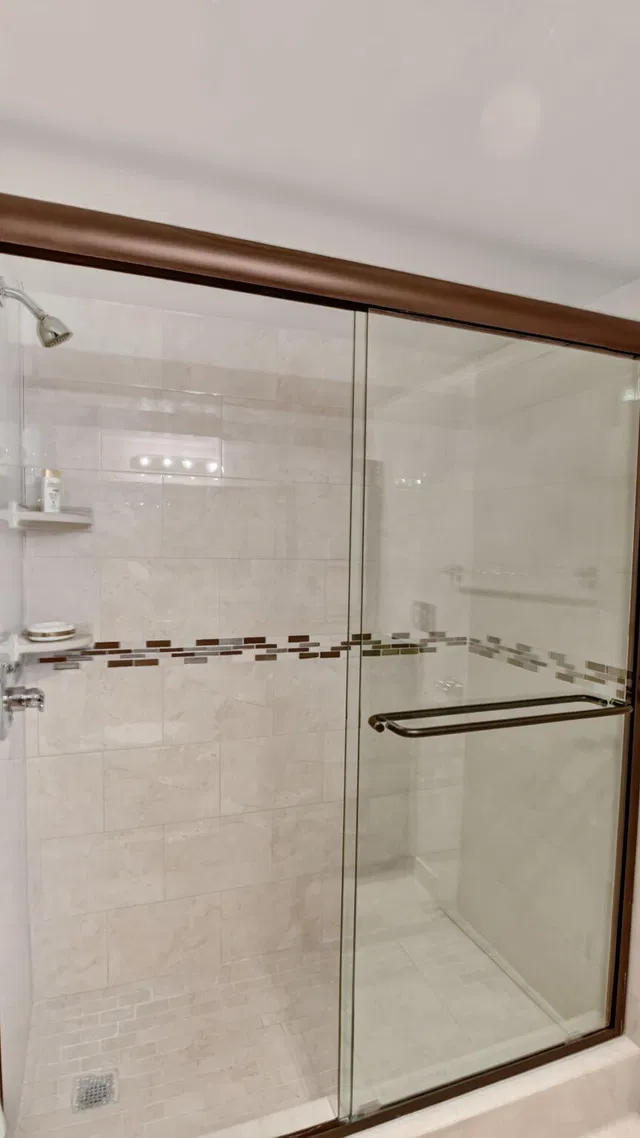 Unit 1438 photo 12