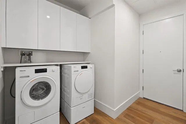 Nautilus 220 Unit 2406 photo 34
