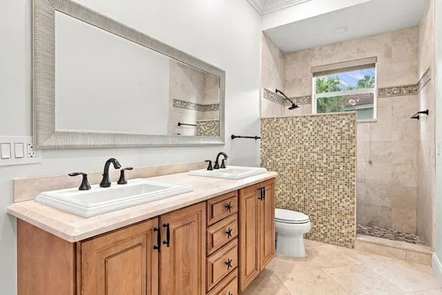 Residence photo 40