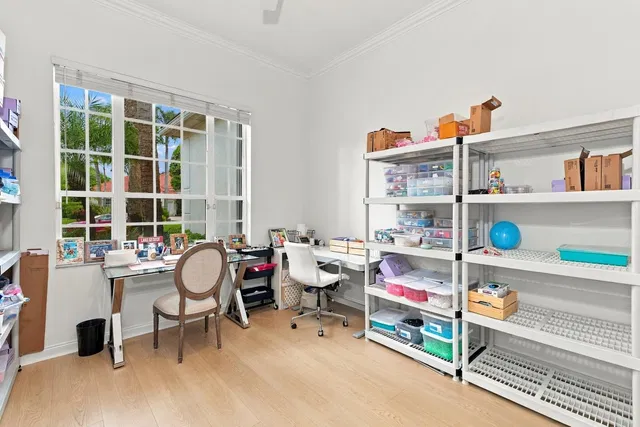 Residence photo 46